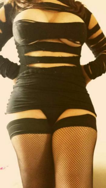 , 25  female escort, Belleville