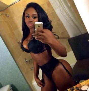 , 23  female escort, Belleville