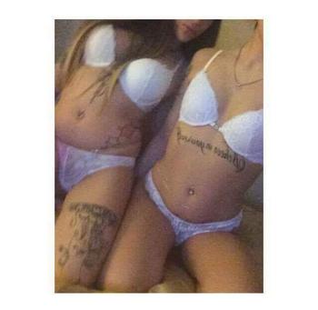 , 23  female escort, Belleville